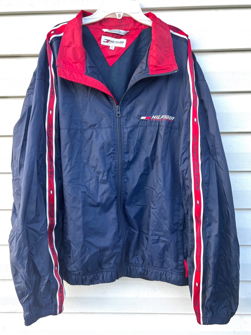 NICE Vintage Tommy Hilfiger size XL Mens Athletics Windbreaker Jacket